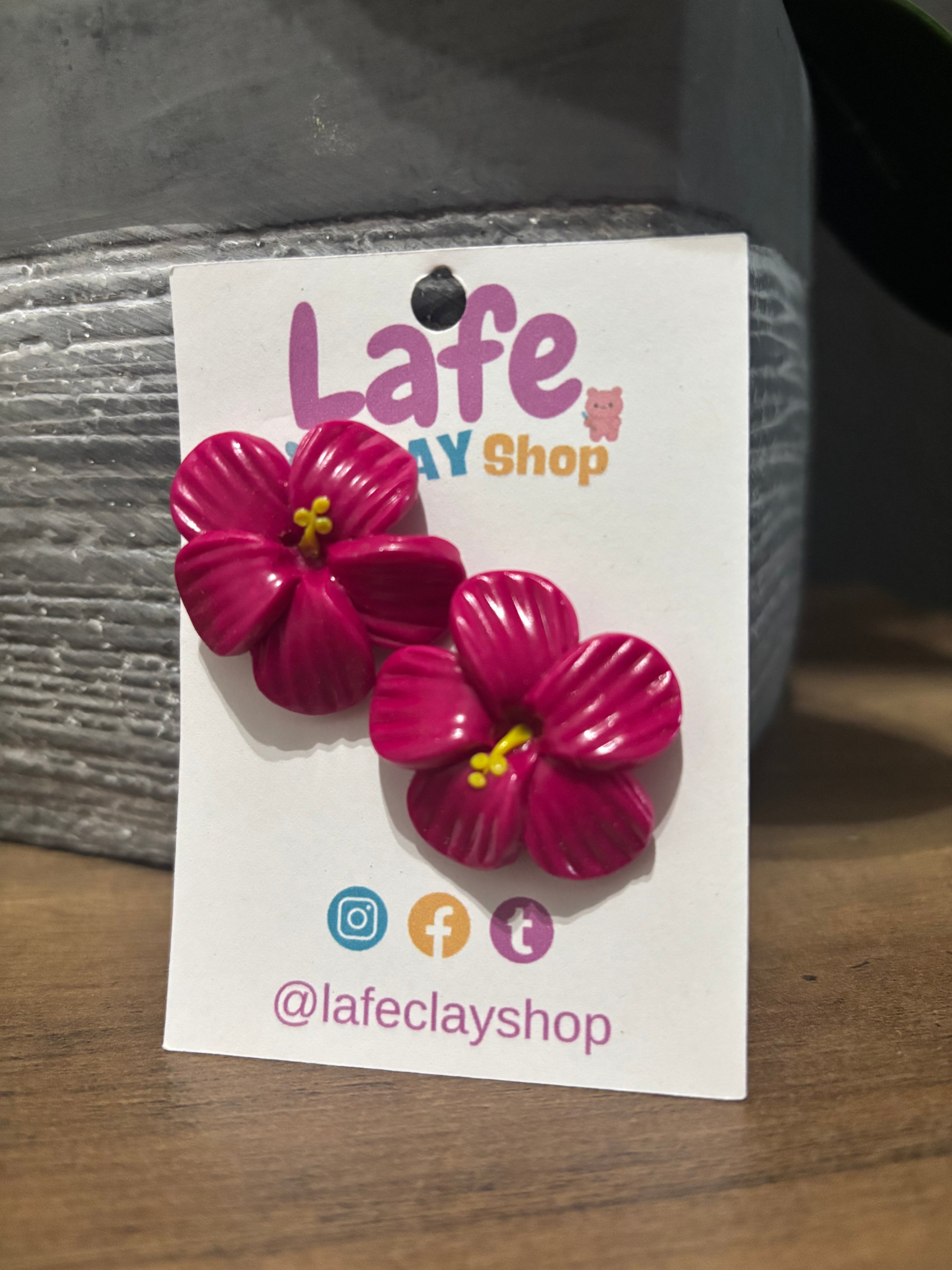 Fucsia Flor de Maga Studs