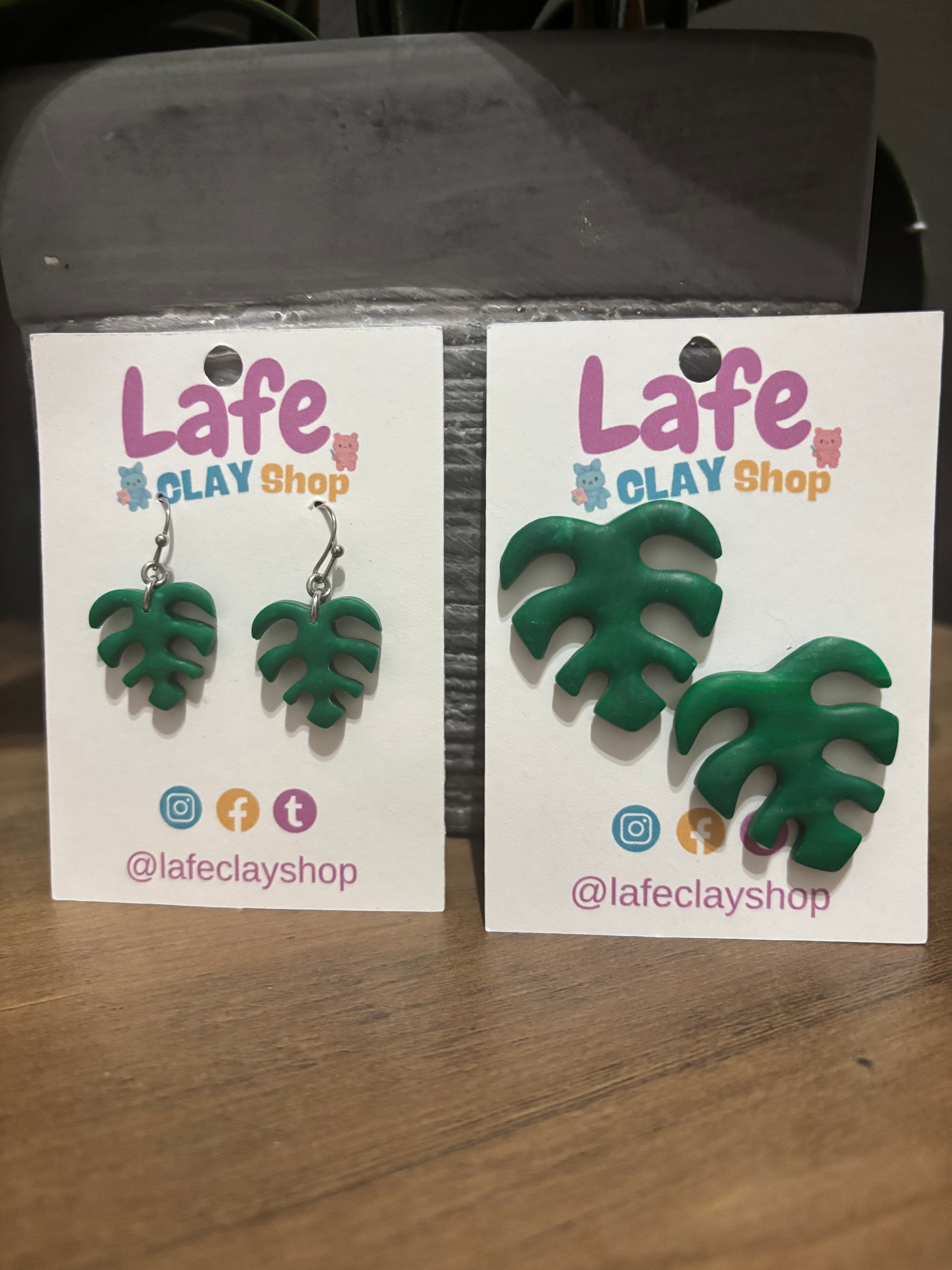 Monstera Earrings