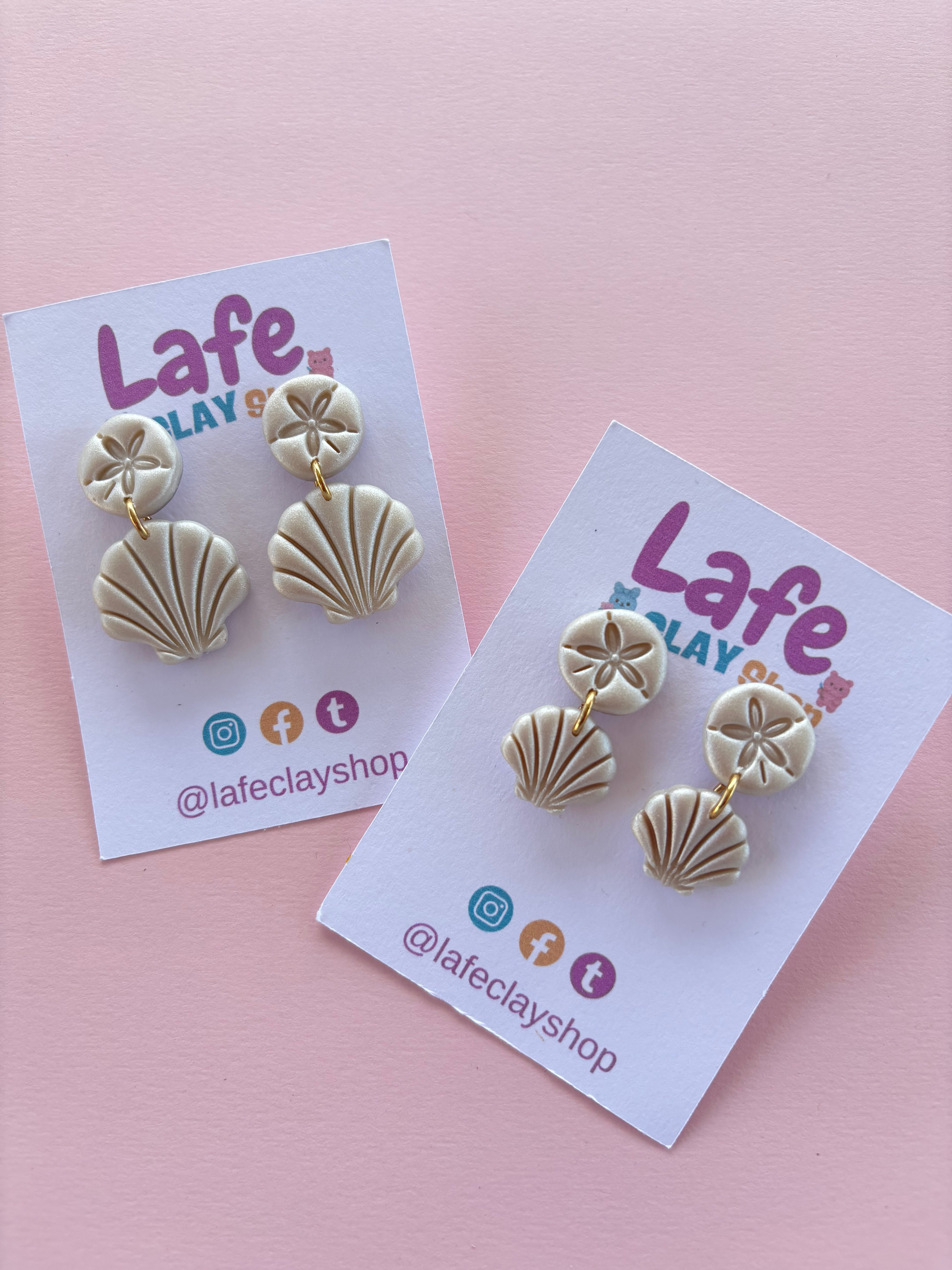 White Seashells Earrings