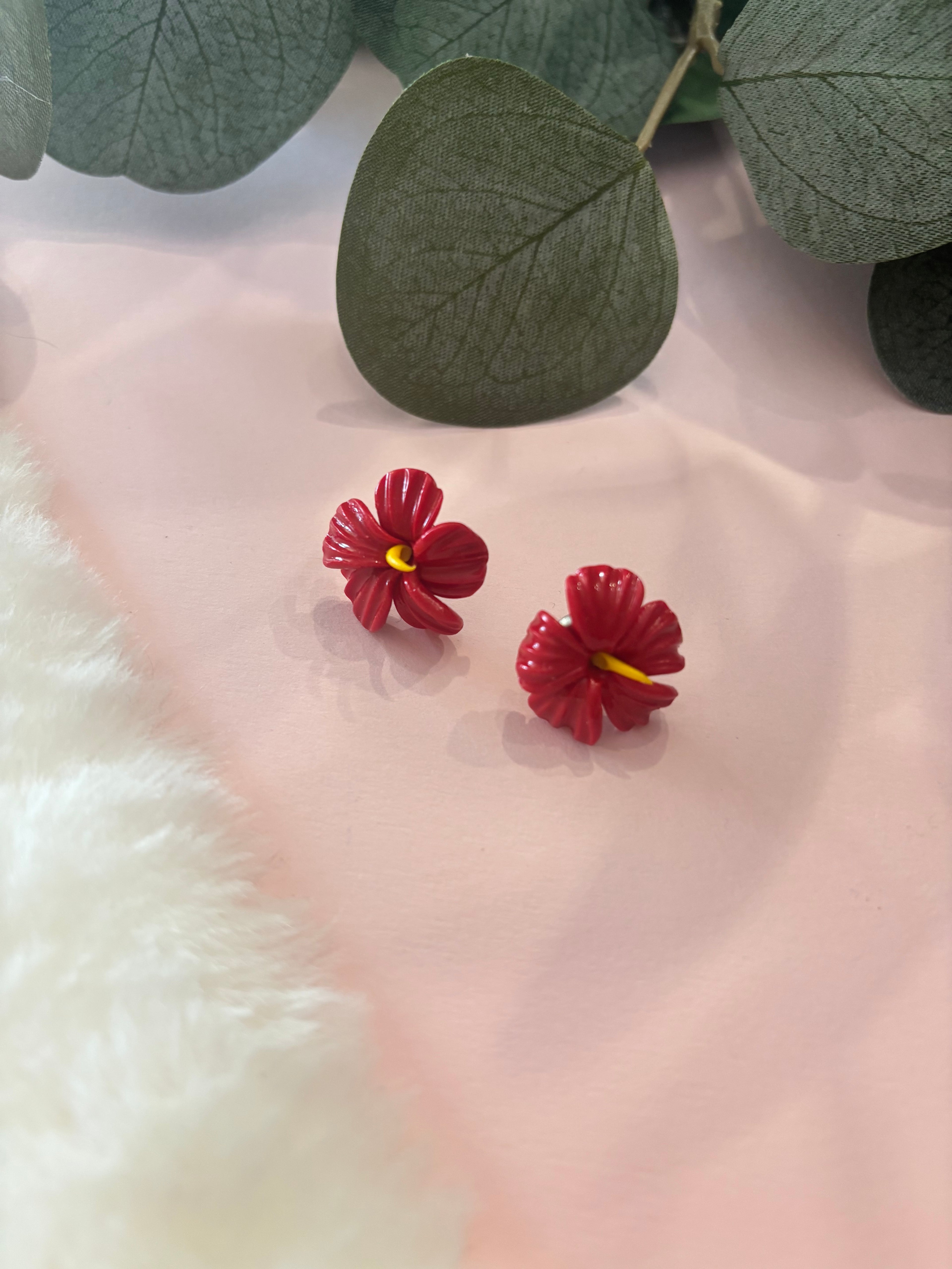 Flor de Maga Studs