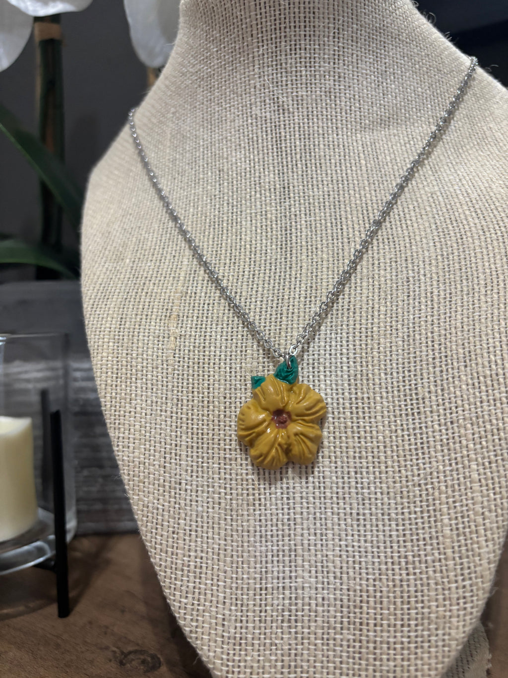 Tropical Bloom Necklace
