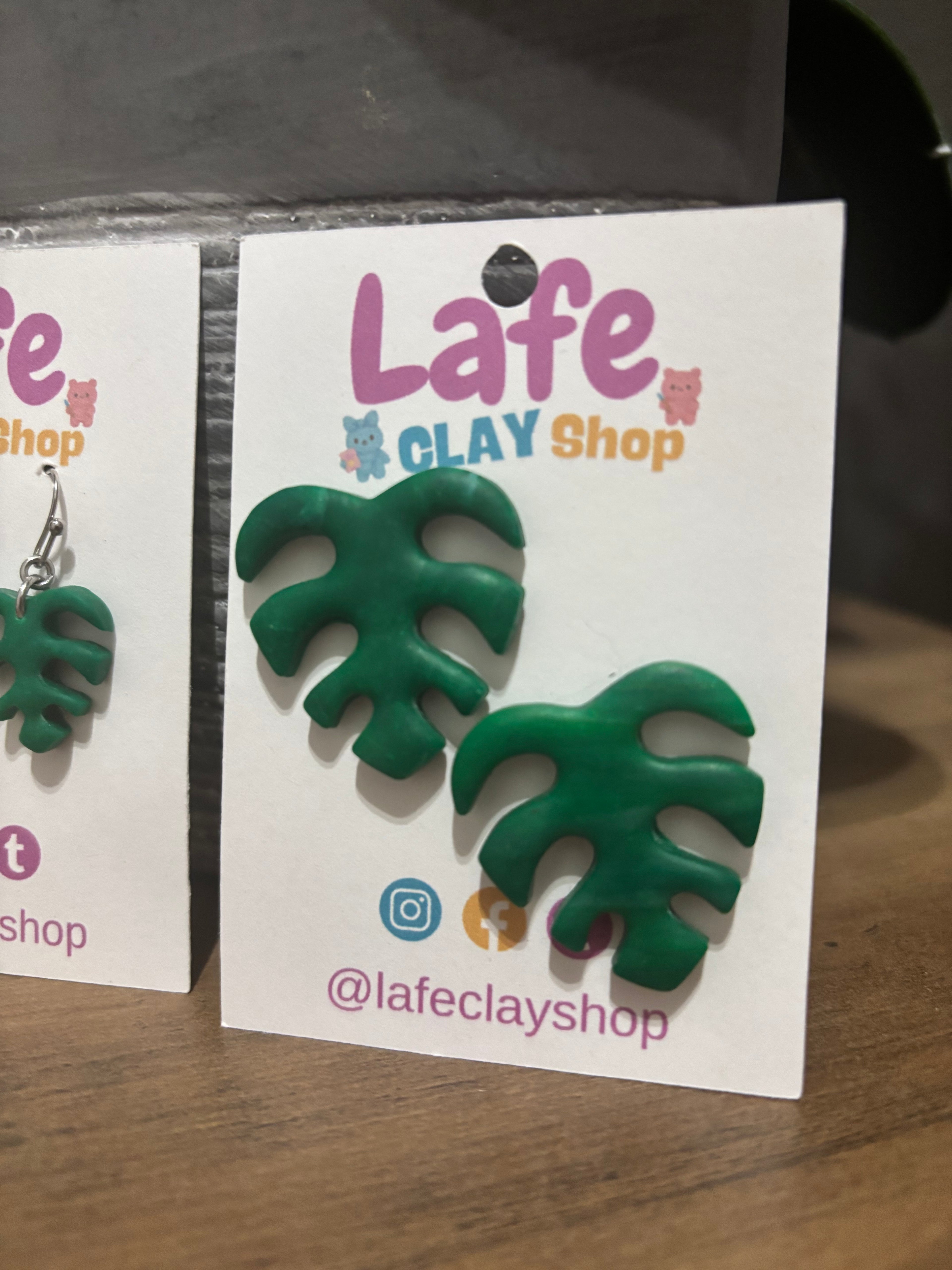 Monstera Earrings