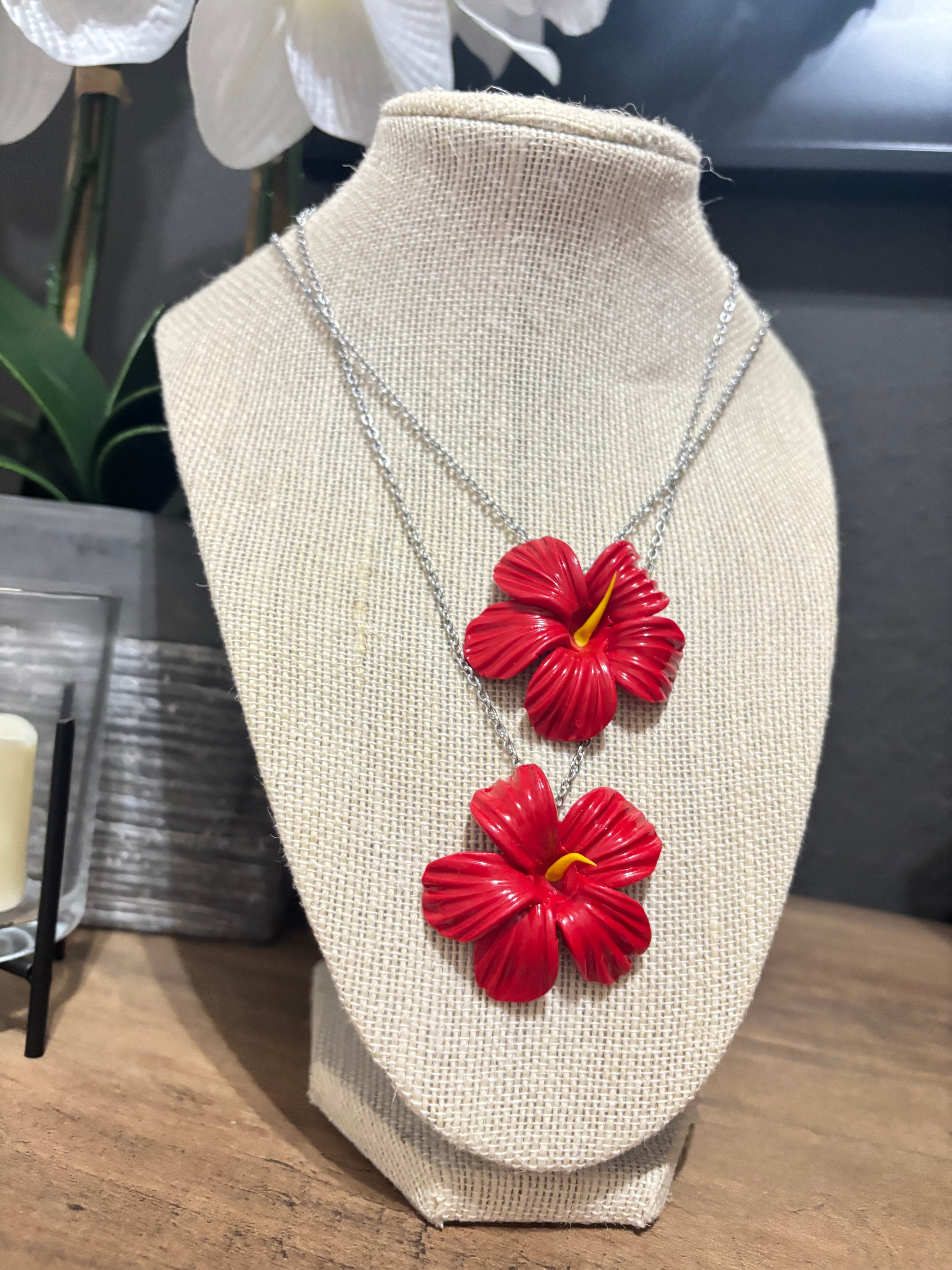 Flor de Maga Necklaces