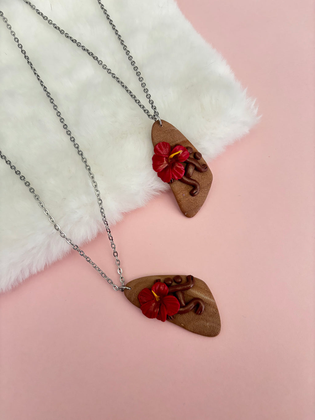 Soy de mi Isla Necklaces
