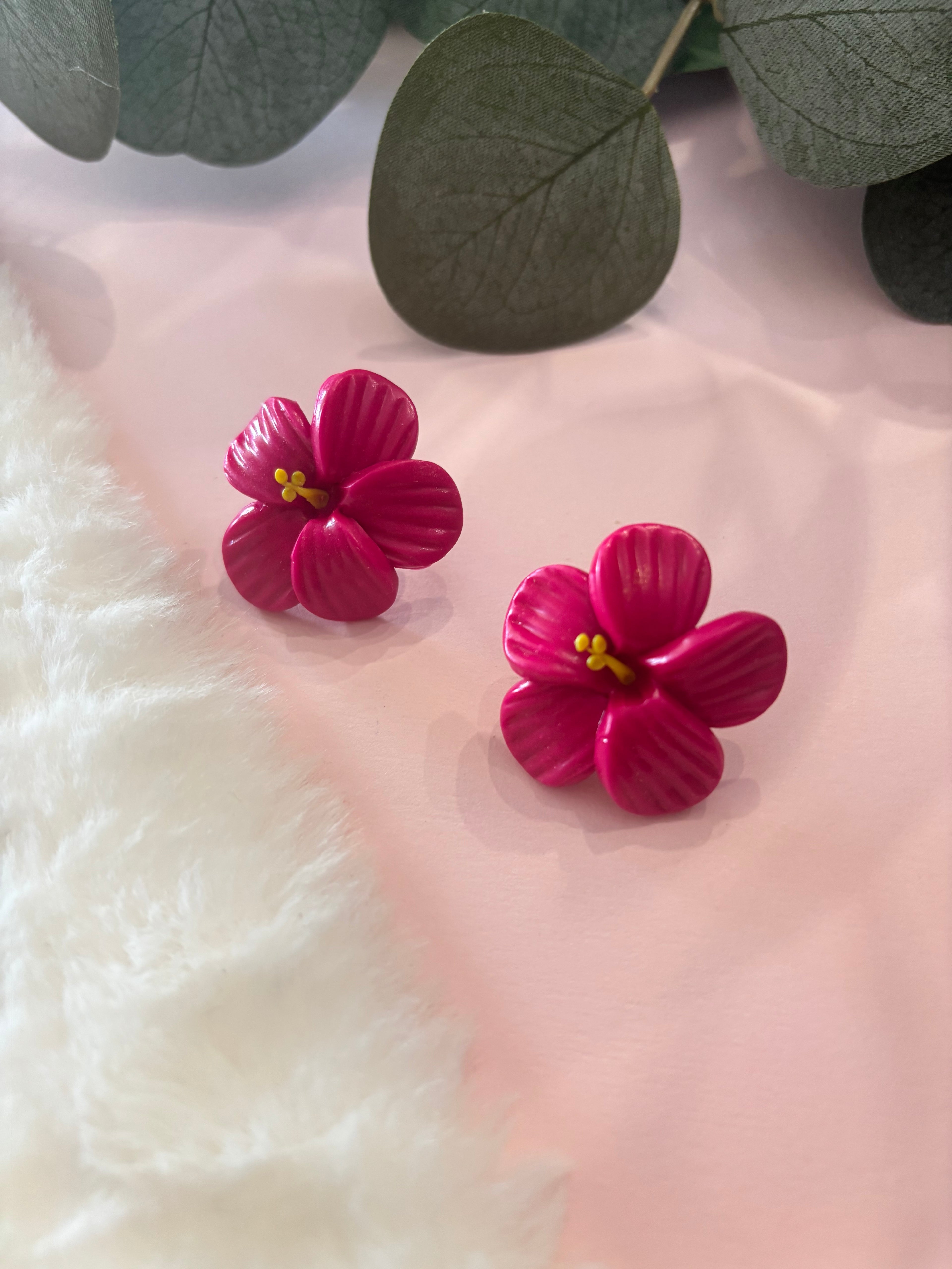 Fucsia Flor de Maga Studs