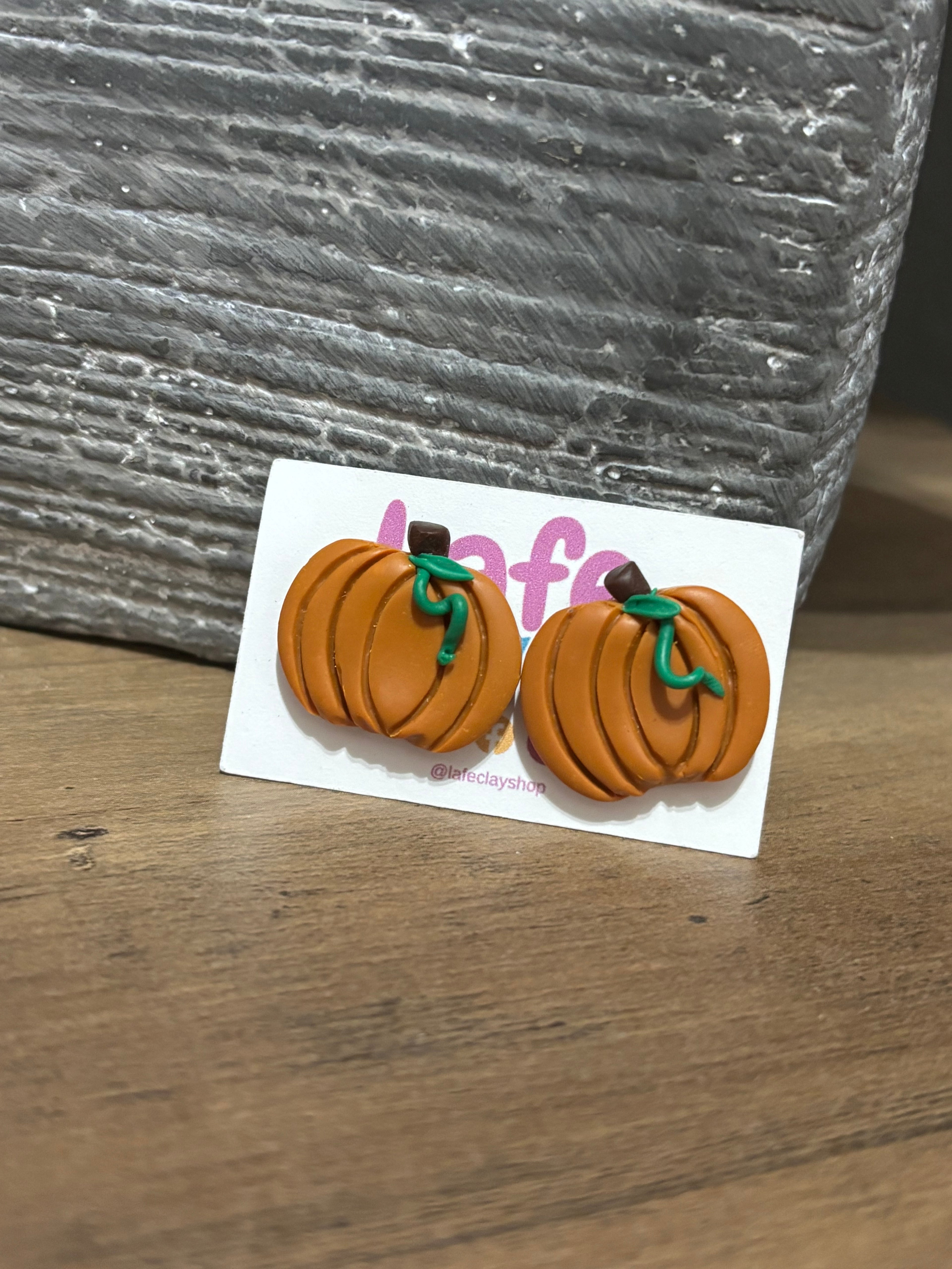 Pumpkin Studs