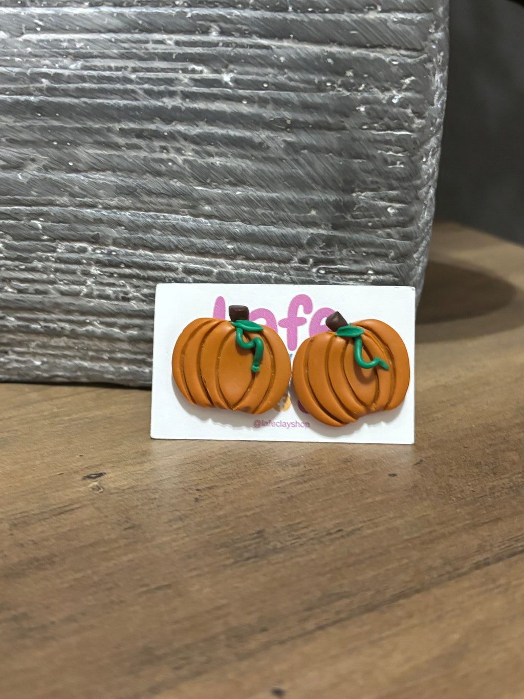 Pumpkin Studs