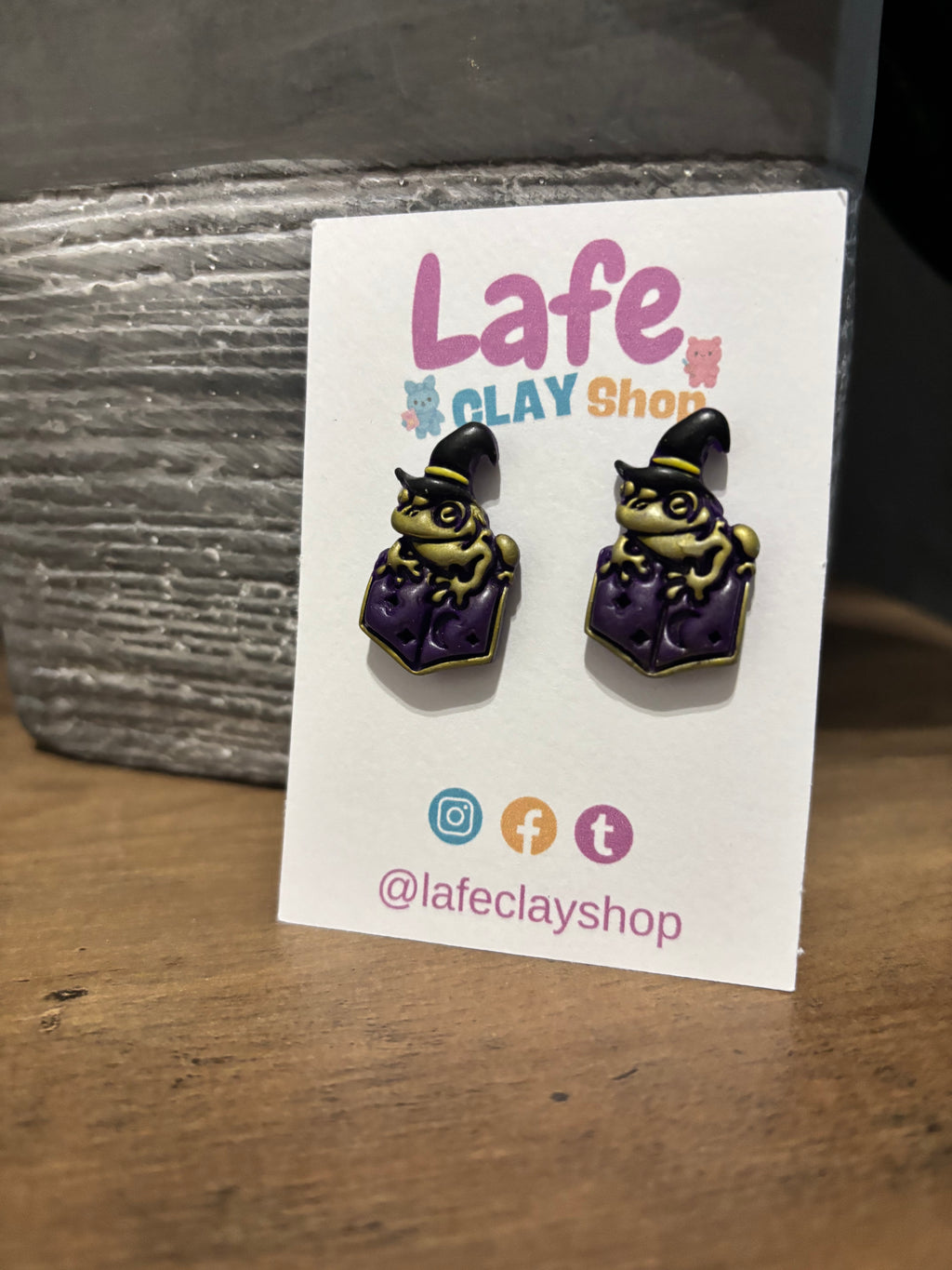 Magic Frog Studs Earrings
