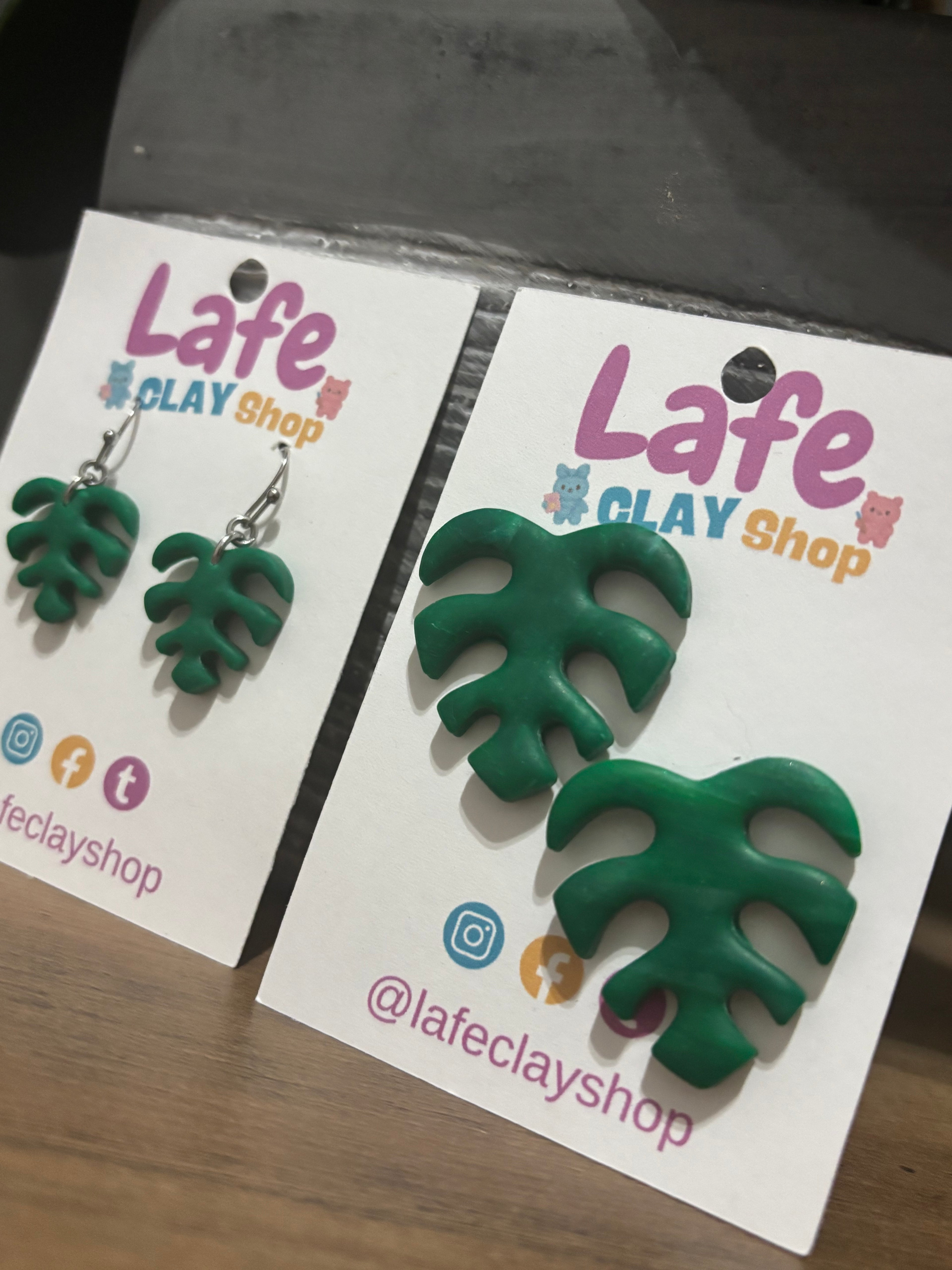 Monstera Earrings