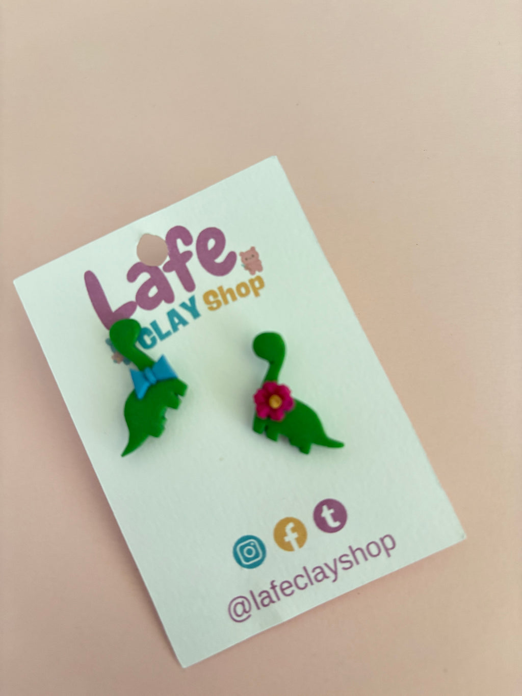 Dino Studs
