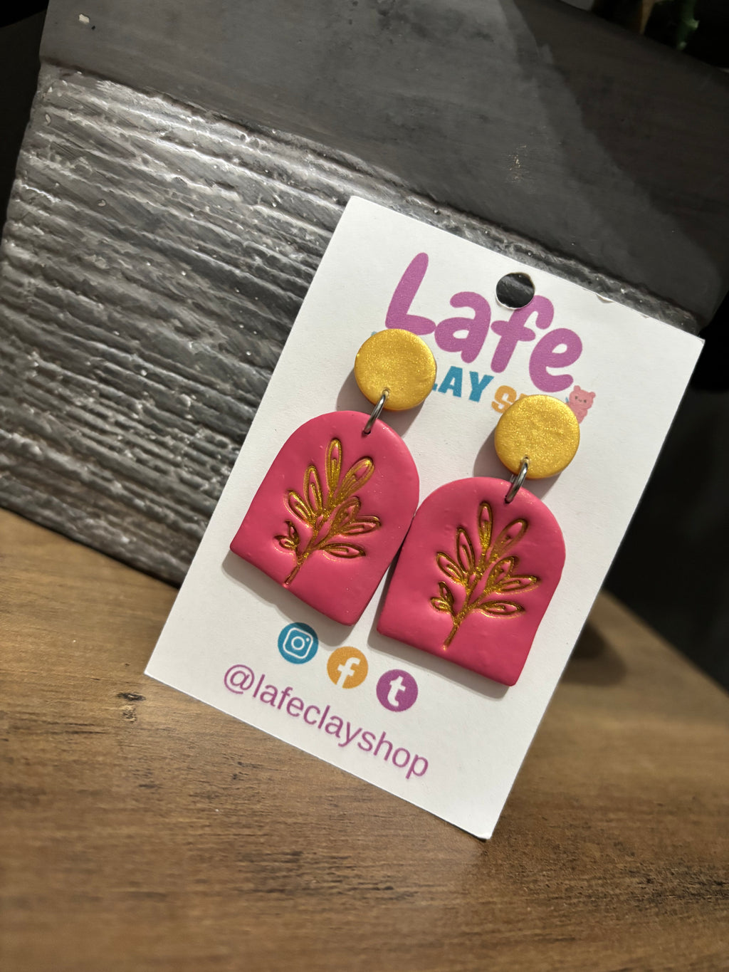 Leaves Pink Earrings