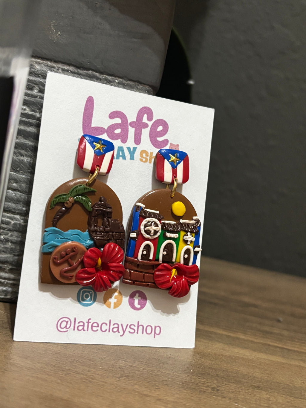 Raices de mi Isla Earrings