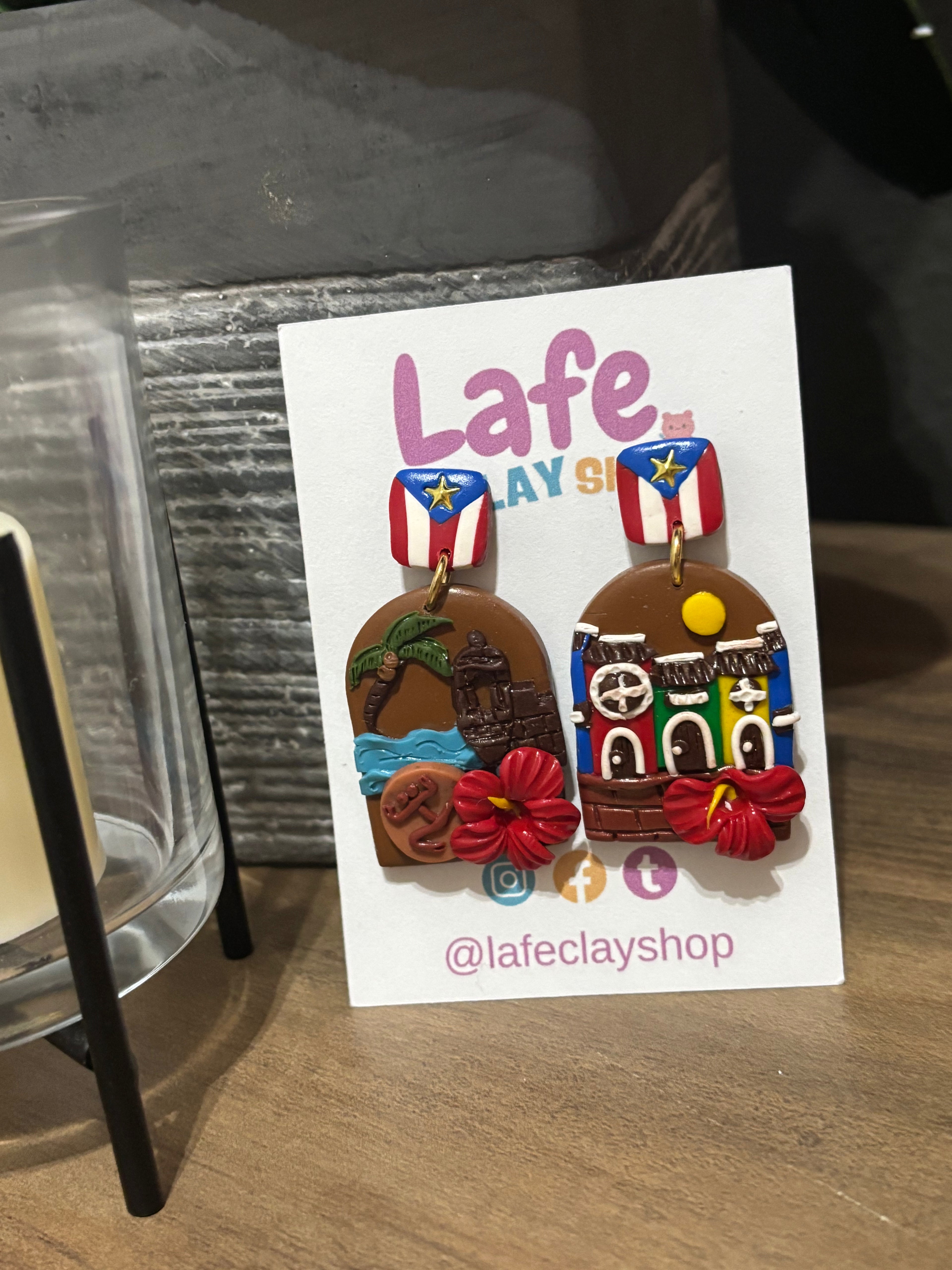 Raices de mi Isla Earrings